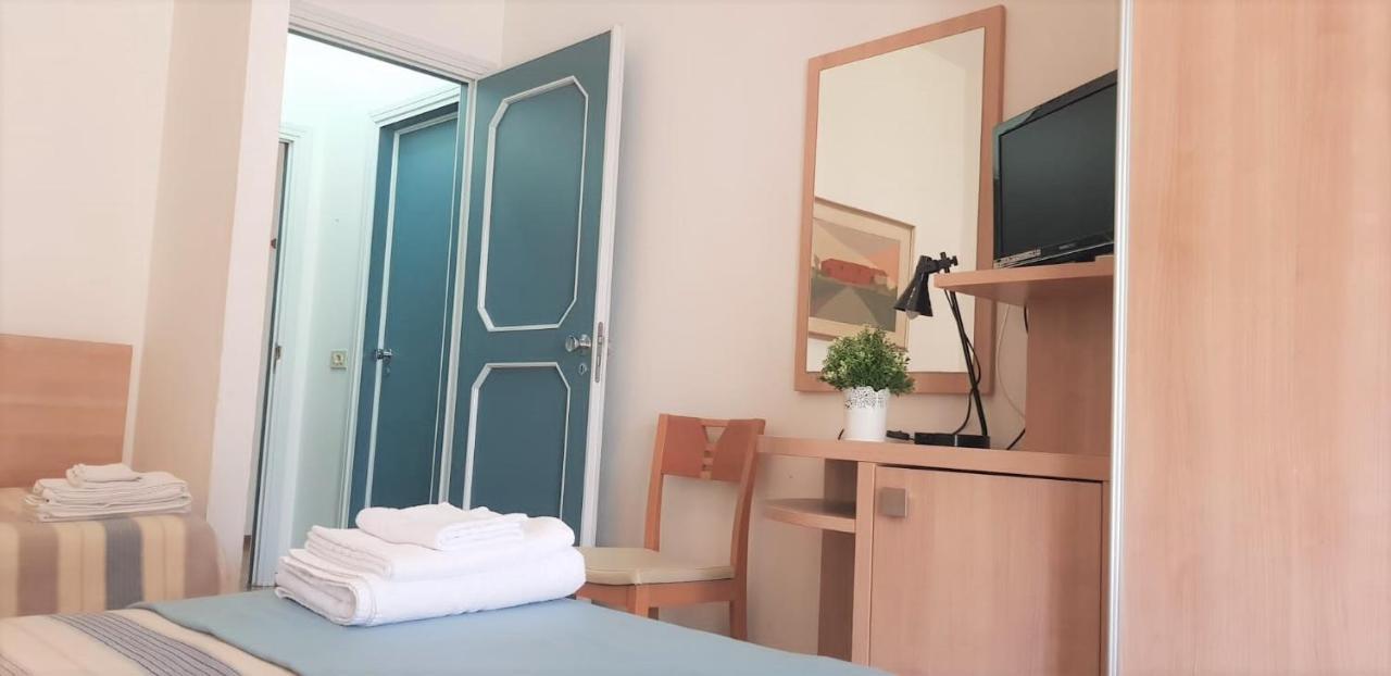 Hotel Enrica Cervia Exteriör bild