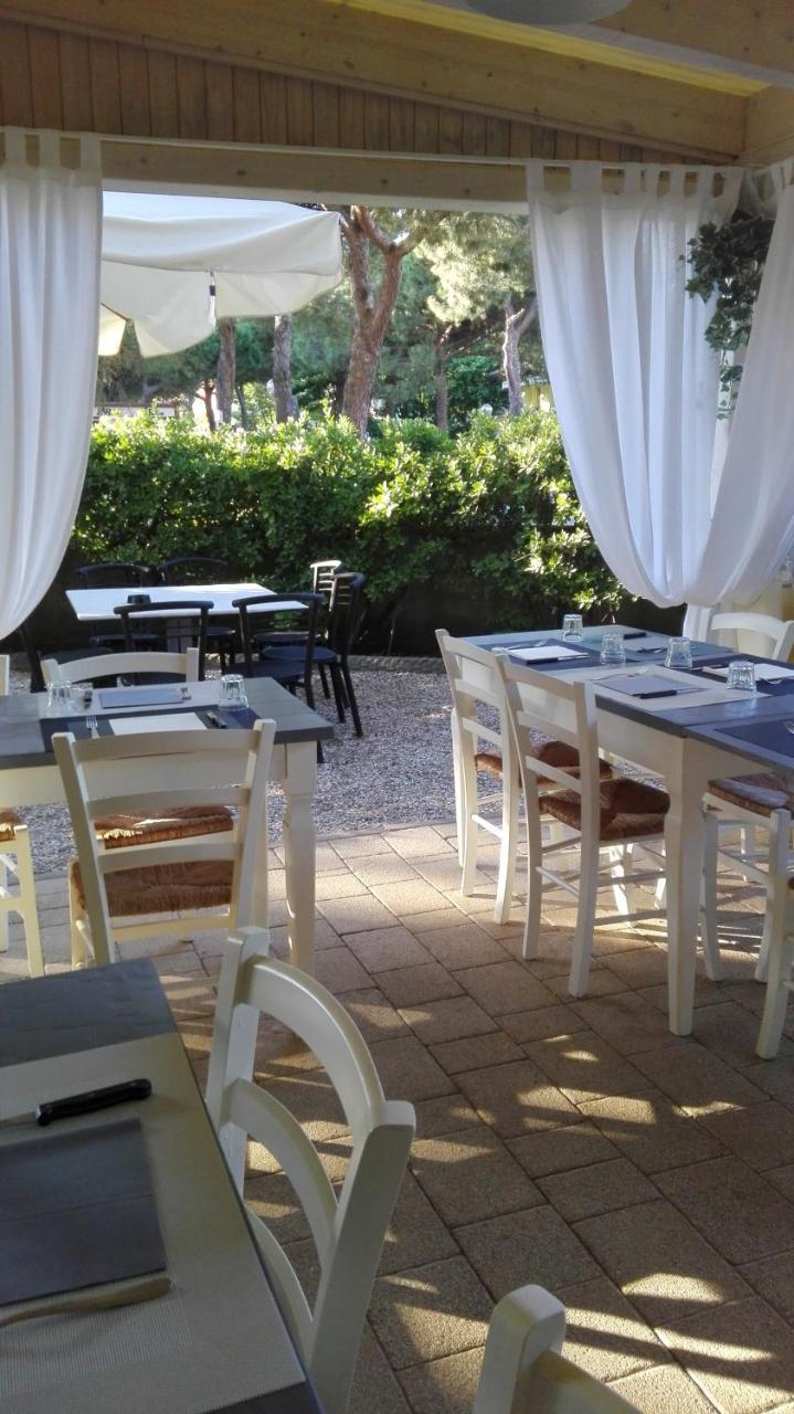 Hotel Enrica Cervia Exteriör bild