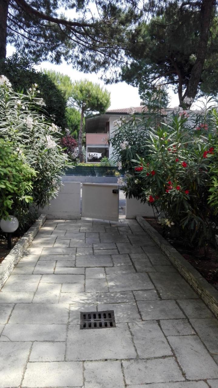 Hotel Enrica Cervia Exteriör bild