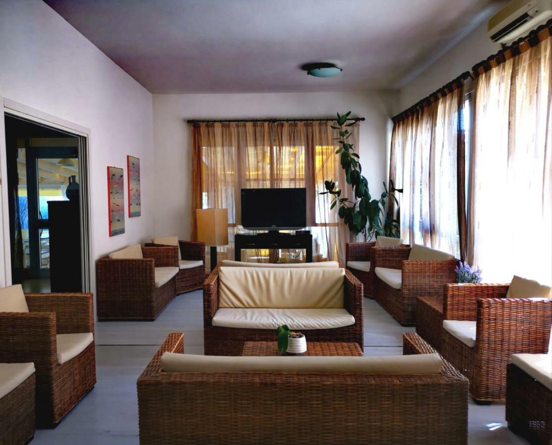 Hotel Enrica Cervia Exteriör bild