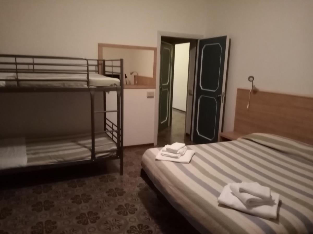 Hotel Enrica Cervia Exteriör bild